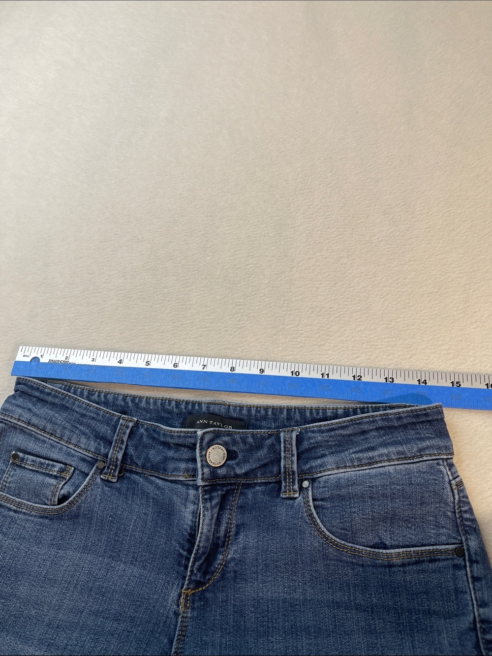 Ann Taylor SLIM BOYFRIEND Women's Straight-Leg Jeans in Dark Blue Wash SIZE 0 - Picture 5 of 9